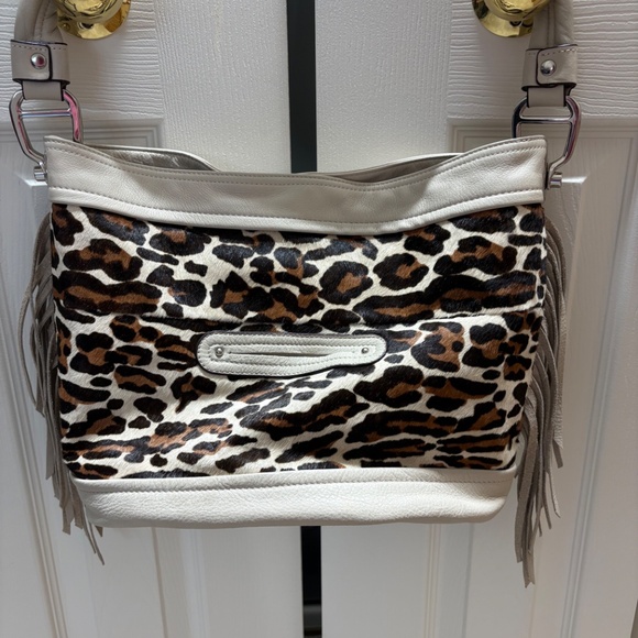 B Makowsky Handbag - Picture 2 of 8